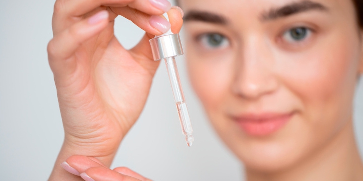 Rekomendasi Serum Retinol yang Aman untuk Pemula