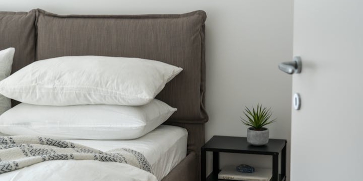 Ini Panduan Memilih Bantal Tidur yang Nyaman untuk Tidur Berkualitas
