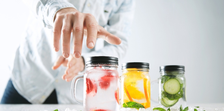 Sangat Praktis, Ini Cara Membuat Infused Water untuk Detoksifikasi Tubuh