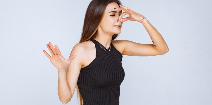 7 Tips Ampuh untuk Atasi Bau Badan Menyengat