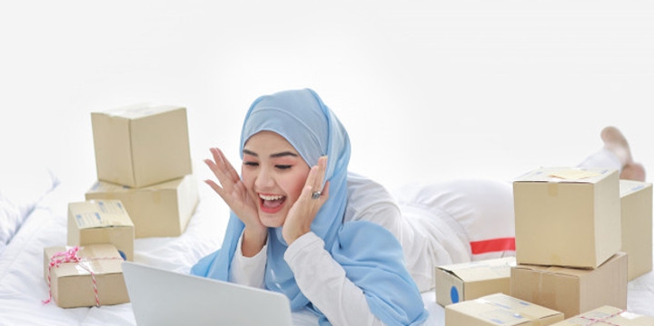 5 Brand Hijab Milik Artis Indonesia, Mana Favorit Anda?