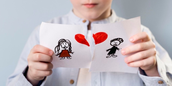 Dampak Perselingkuhan Orang Tua pada Psikologi Anak