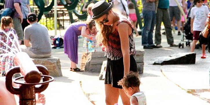 Beyonce Jalin Bonding dengan Anak
