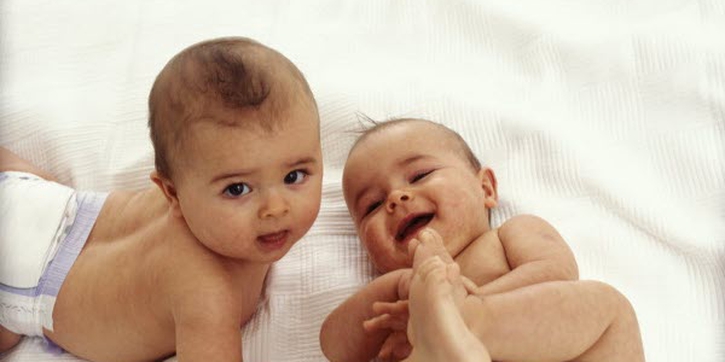 Mendengarkan, Memotivasi Bayi Untuk Mengoceh