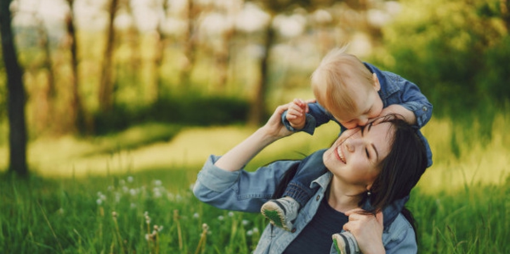 Bayi Suka Menarik-Narik Anda? Ketahui 7 Fakta Ini