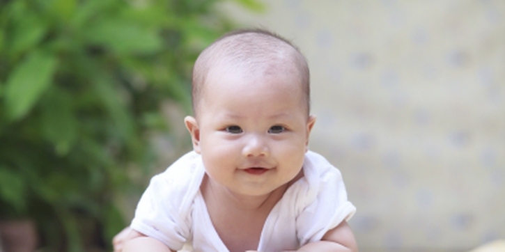 Nama Bayi Tiru Orang Terkenal atau Tidak?