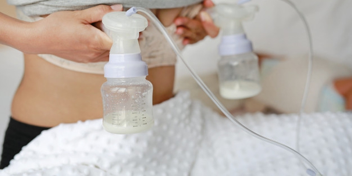 Ketahui Cara Memompa ASI Hingga Lancar dengan Benar