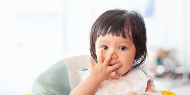 Bolehkah Memberi MPASI Instan pada Bayi?