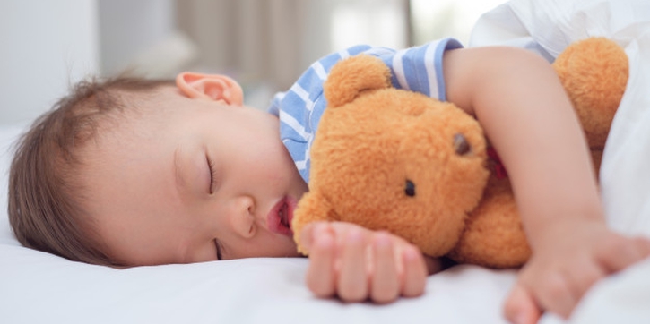Kapan Balita akan Berhenti Tidur Siang?