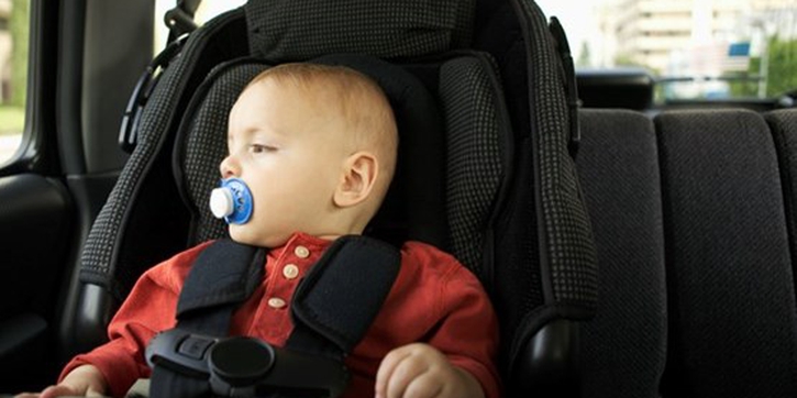 Tips Aman Menggunakan Car Seat untuk Bayi