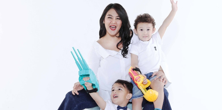 Sissy Prescillia: Ajarkan Anak Menghargai Orang Lain