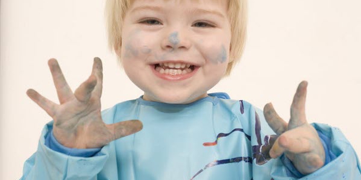 Menghilangkan Emosi Negatif Anak dengan Art Therapy 