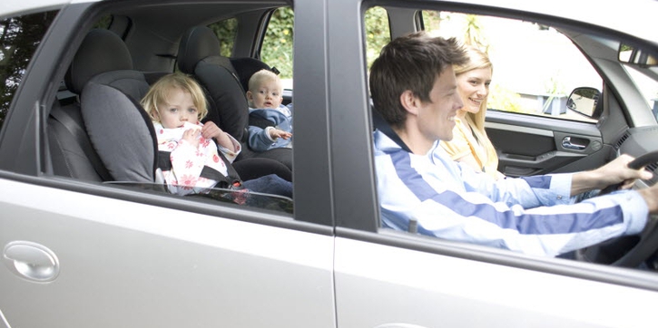 Tips Mudik dengan Si Kecil Naik Mobil, Kereta, Pesawat