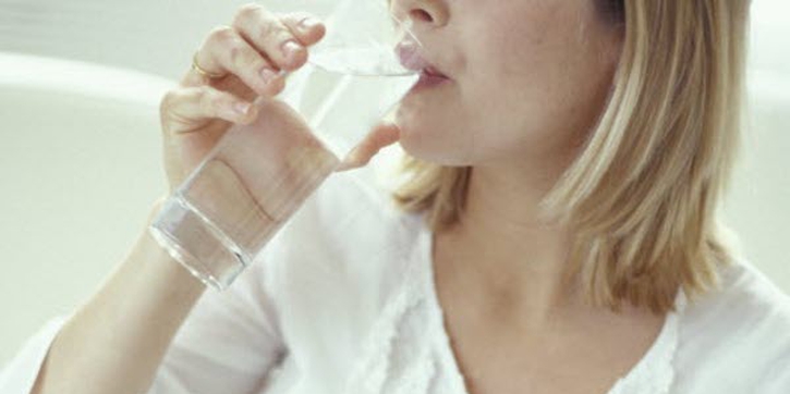 Jangan Makan dan Minum Berlebihan Saat Buka Puasa