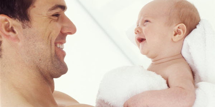 Cara Tepat Membersihkan Bayi Baru Lahir