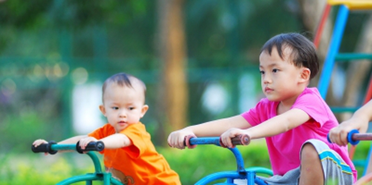 Yuk, Ajak Si Kecil Bermain di Luar!