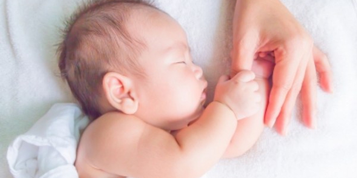 Penyebab Bayi Muntah