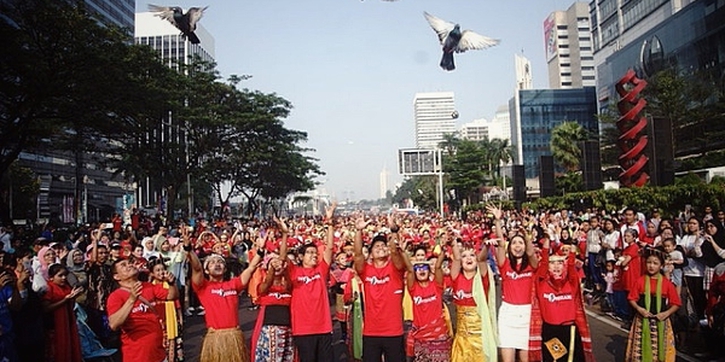 Tari Tradisional Massal Bangkitkan Nasionalisme