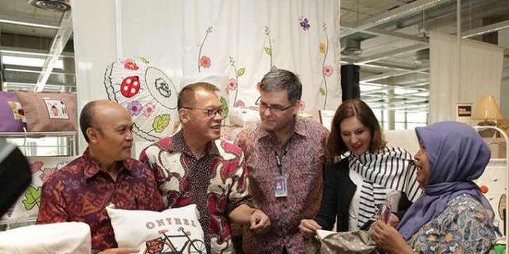 IKEA Fasilitasi Produk Perajin Lokal di Teras Indonesia