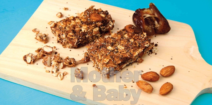 Chocolatey Granola Bar