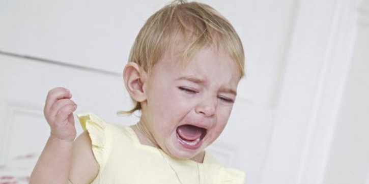 Stop Memukul Si Kecil!