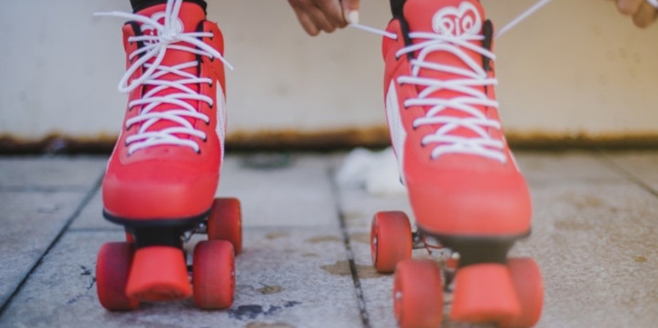8 Manfaat Bermain Sepatu Roda bagi Kesehatan Tubuh