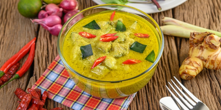 Tips Jitu agar Santan Tidak Pecah saat Dimasak
