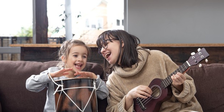 10 Lagu Anak-anak yang Bisa Tingkatkan Kecerdasan Balita