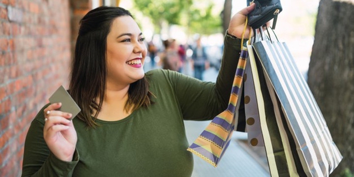 Penuh Gaya! Intip 7 Rekomendasi Akun Pakaian Plus Size