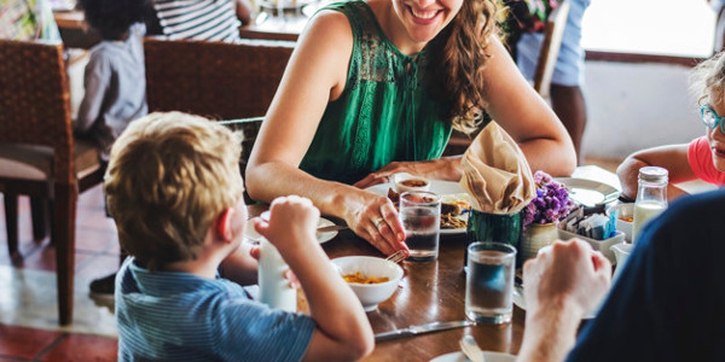 8 Restoran untuk Berbuka Puasa dengan Anak di Jakarta