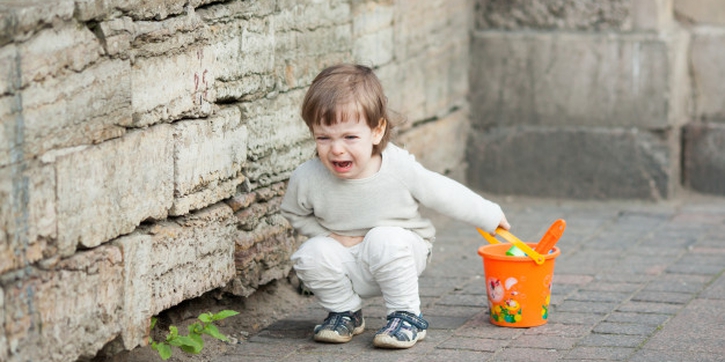 Anak Suka Merengek? Ini 5 Penyebabnya, Moms