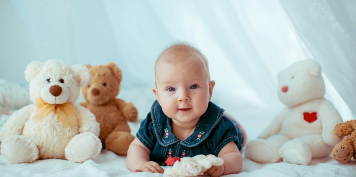 Nama Bayi Perempuan Bermakna Kemenangan