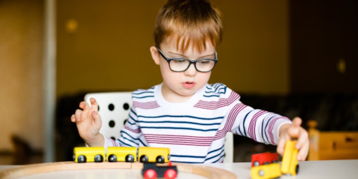 Mengenali Tanda-Tanda Autisme pada Balita Sejak Dini