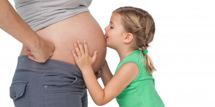 Tips agar Anak Sulung Usia 2-4 Tahun Siap Punya Adik