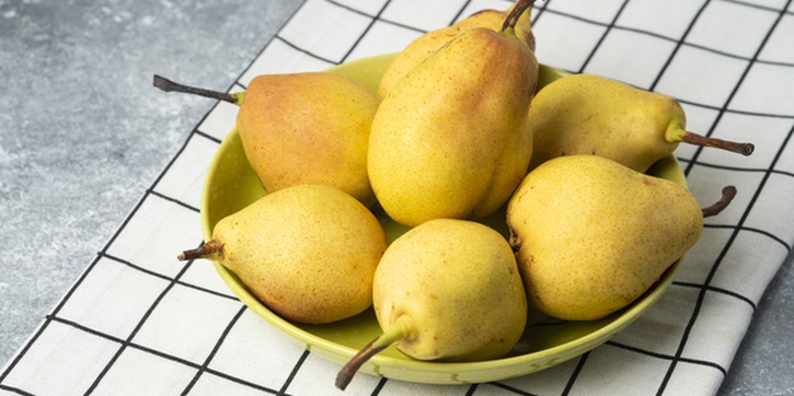 9 Manfaat Buah Pir untuk Kesehatan Anda dan Keluarga