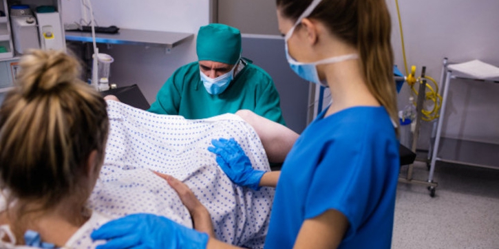 Ini Untung dan Rugi Pakai Epidural saat Persalinan Normal