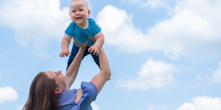 5 Cara Efektif Mencegah Shaken Baby Syndrome pada Bayi