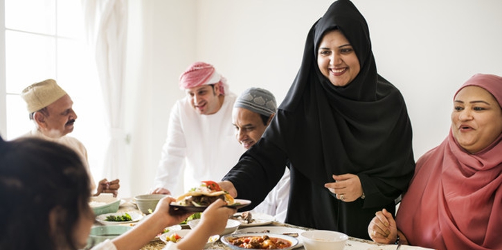5 Cara Ampuh Mencegah Badan Drop saat Lebaran