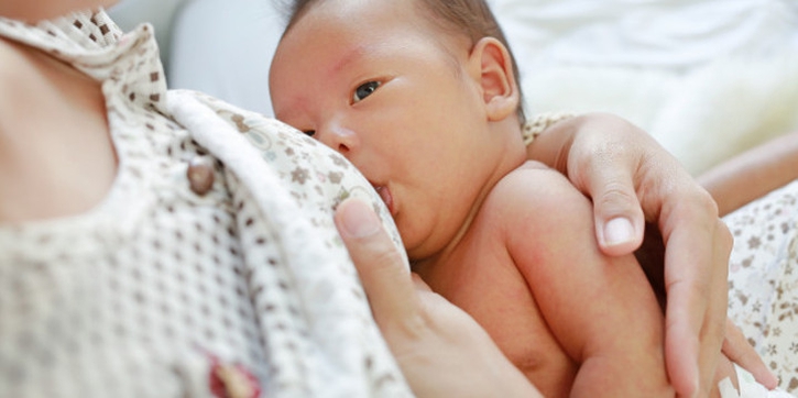 Moms, Ini Cara Optimalkan Imunitas Bayi Kelahiran Caesar