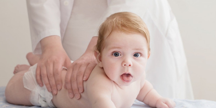 Waspada, Skoliosis Bawaan Bisa Timbulkan Masalah Kesehatan Bayi