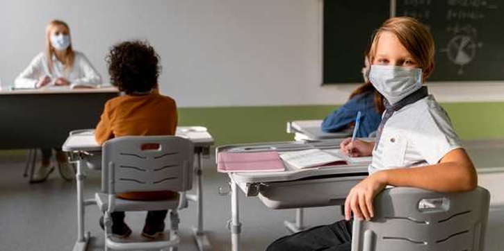 Tips Anti Cemas Melepas Anak saat Pembelajaran Tatap Muka
