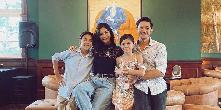 Potret Keharmonisan Keluarga Nana Mirdad dan Andrew White