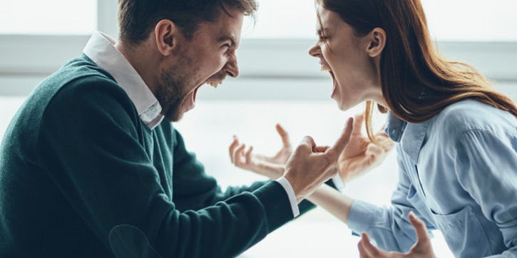 8 Ujian Kesetiaan yang Bisa Mengakhiri Pernikahan Anda