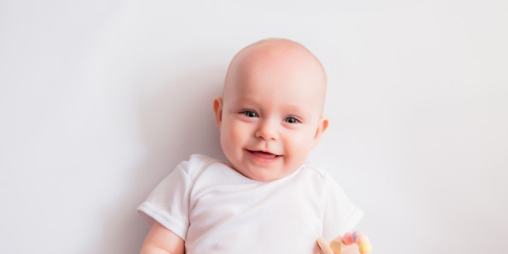 8 Rekomendasi Baby Cologne agar Bayi Tetap Segar
