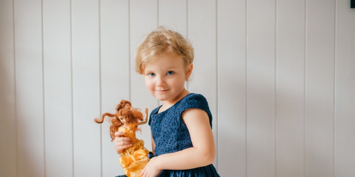 Ini Manfaat Anak Bermain Boneka Barbie Menurut Studi