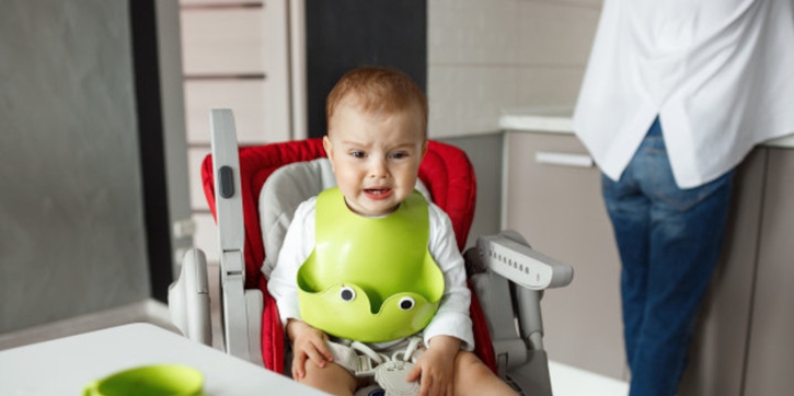 Moms, Waspadai 10 Tanda Pengasuh Anak yang Buruk Ini!