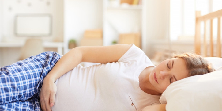 Ini Efek Negatif Kurang Tidur saat Hamil, Moms!