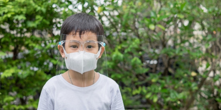 Rekomendasi Face Shield untuk Pastikan Anak Aman dari Virus
