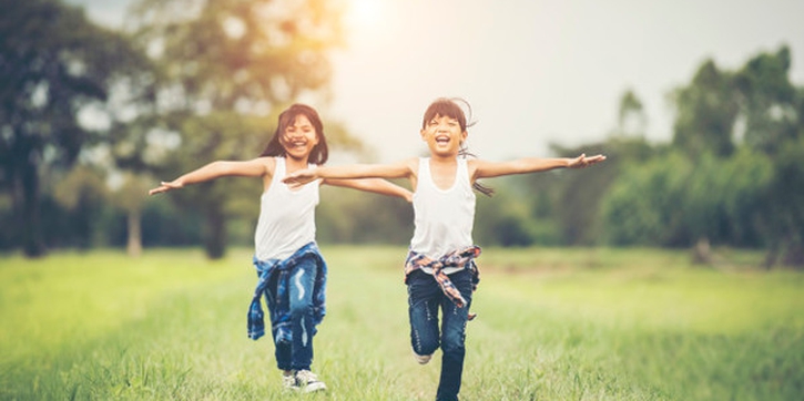 Moms, Yuk Ketahui Perkembangan Tulang Bayi Anda