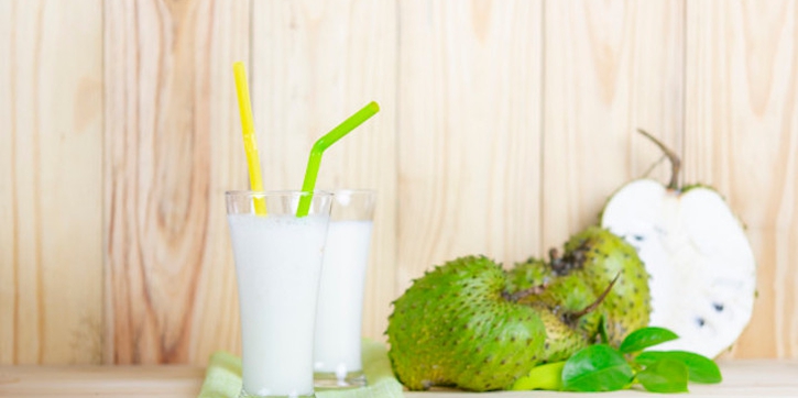 Ini Manfaat Mengonsumsi Buah Sirsak untuk Ibu Hamil